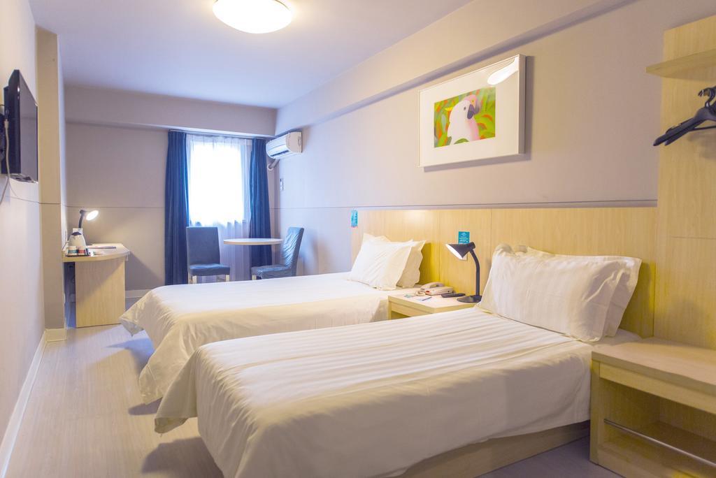 Jinjiang Inn - Shanghai Everbright Convention & Exhibition Center Экстерьер фото